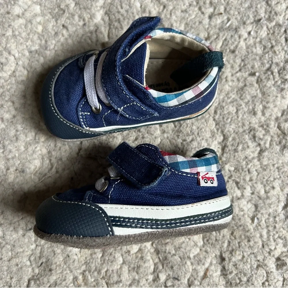 See Kai Run: Baby Boy Crib Walker Soft Bottom Leather Sneakers Size 0-6M